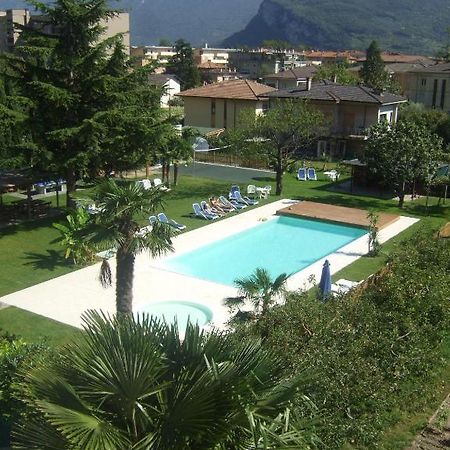 Villa Dina Riva del Garda Exterior foto