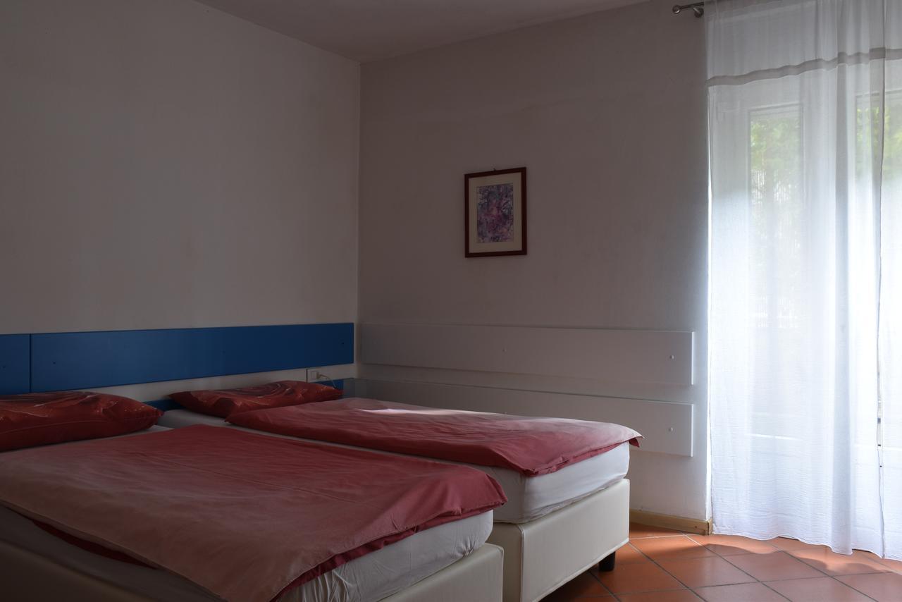 Villa Dina Riva del Garda Exterior foto