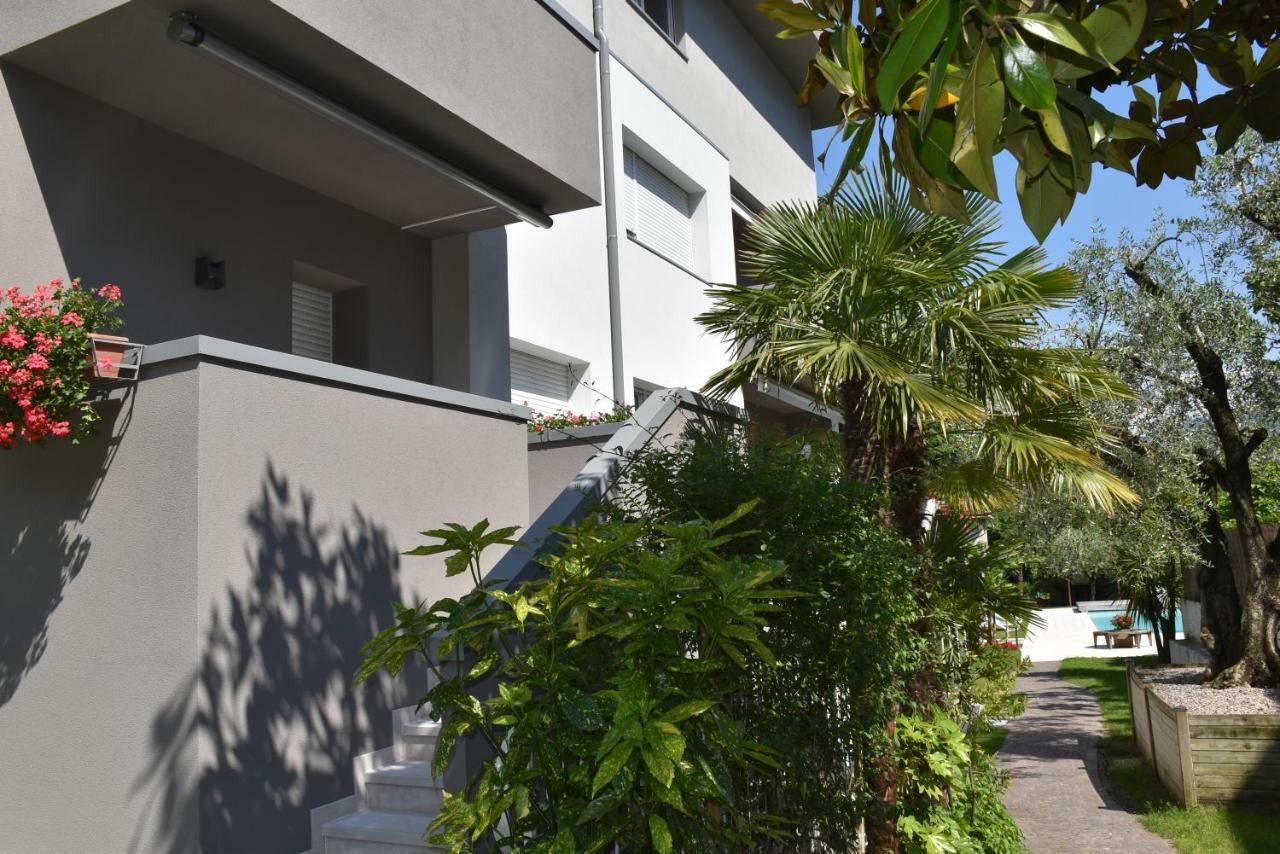 Villa Dina Riva del Garda Exterior foto