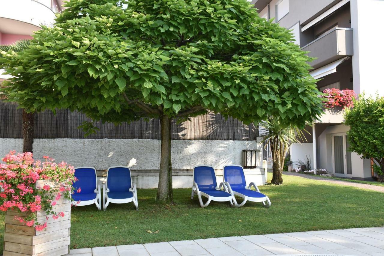 Villa Dina Riva del Garda Exterior foto