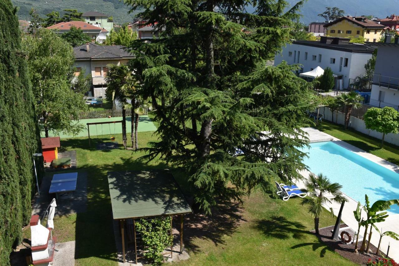 Villa Dina Riva del Garda Exterior foto