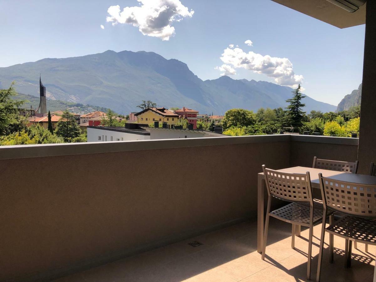 Villa Dina Riva del Garda Exterior foto